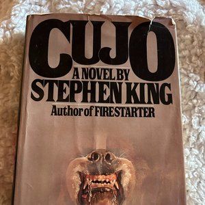 Cujo Stephen King 1981 Viking Hardcover. $13.95